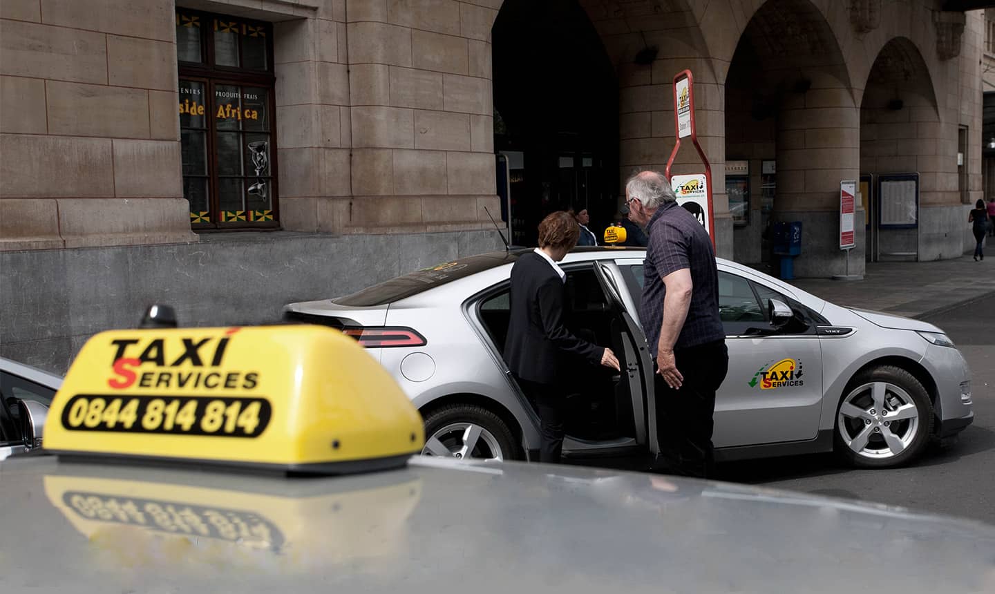 chauffeur-taxi-lausanne
